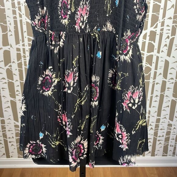 Free People Floral Print Smocked Top Gauze Tank Top NEW size S - Picture 16 of 16